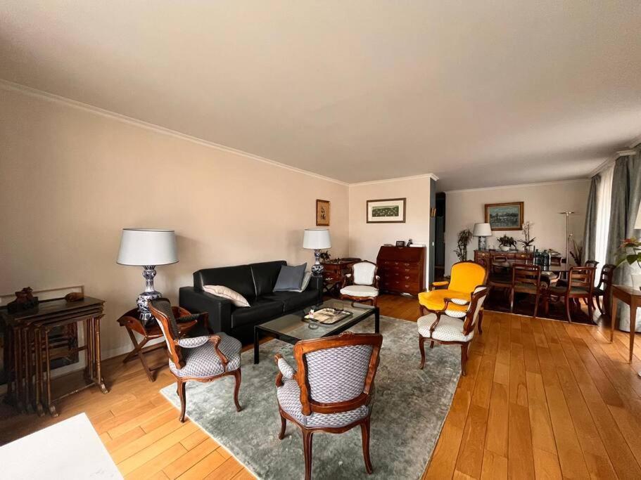 Апартаменты 16Eme - Pres Trocadero, Quartier Prestigieux Париж Экстерьер фото